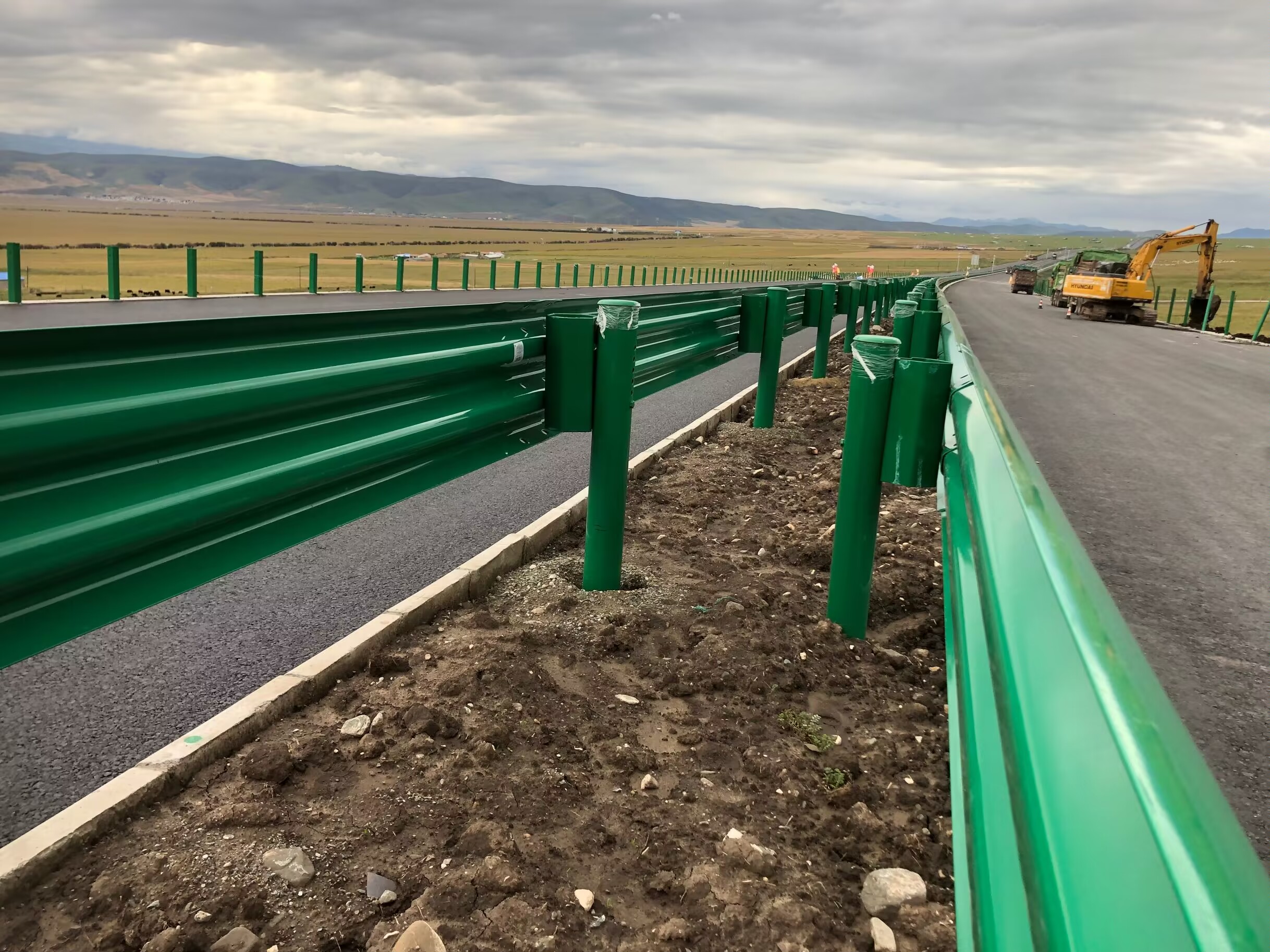 松潘县波形护栏板乡村公路波形护栏 - 推荐